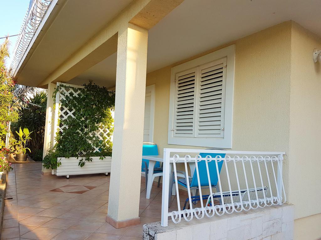 Antonio Apartments Τρογκίρ Δωμάτιο φωτογραφία